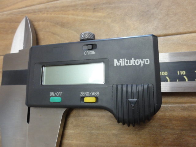 Mitutoyo CD-60C Vernier calipers Image 7