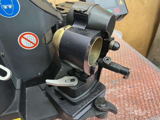 DARE-X XT3000 Tool Grinder Image 4