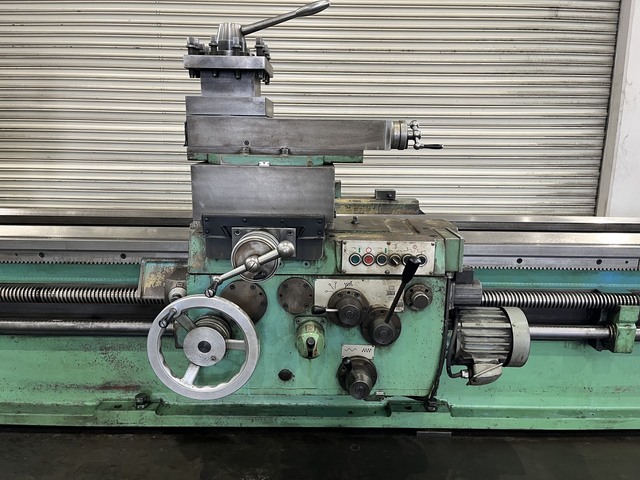 Dainichi Machinery DHM90×500 Lathe Image 6