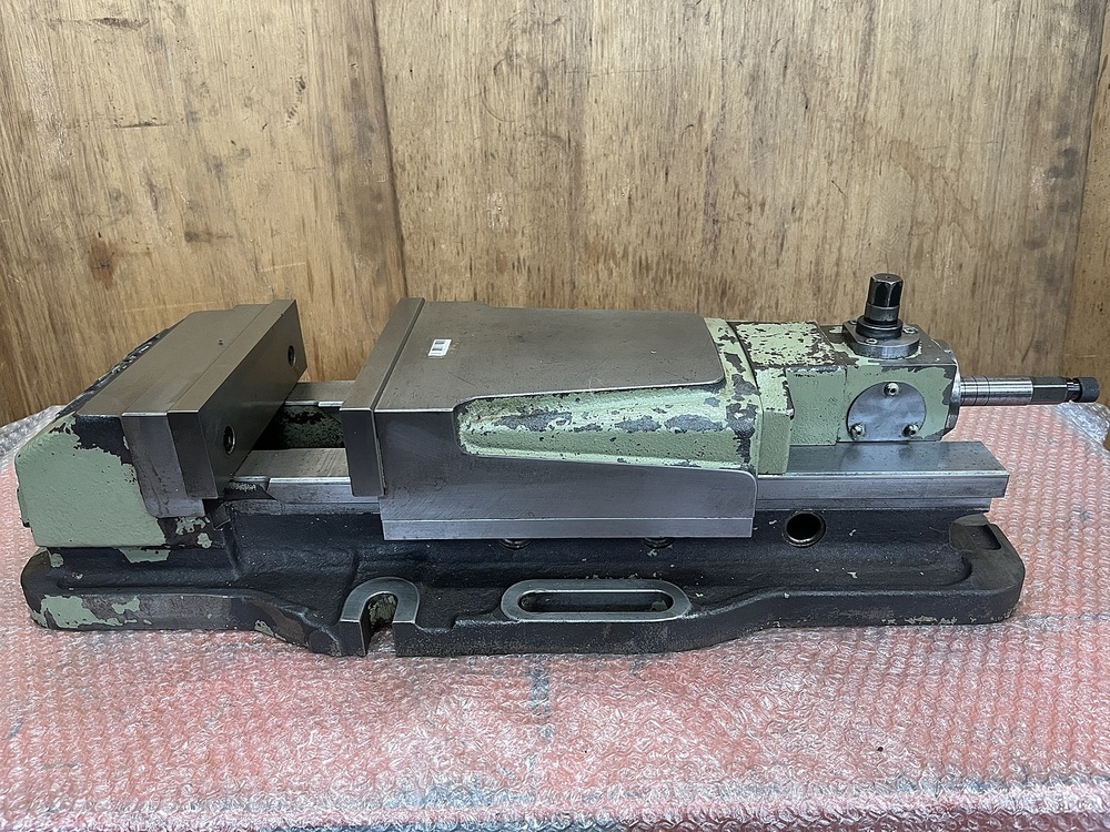 TAKEDA MACHINE TOOLS TK-200HVS-U Vice C186435 Image