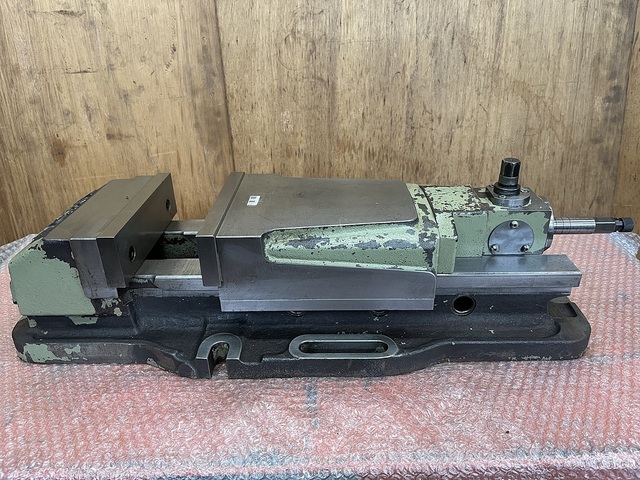 TAKEDA MACHINE TOOLS TK-200HVS-U Vice Image 1