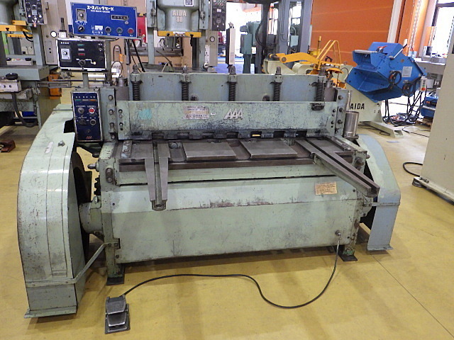 AIZAWA TEKKOSHO N3-1564 Shearing Machine Image 1