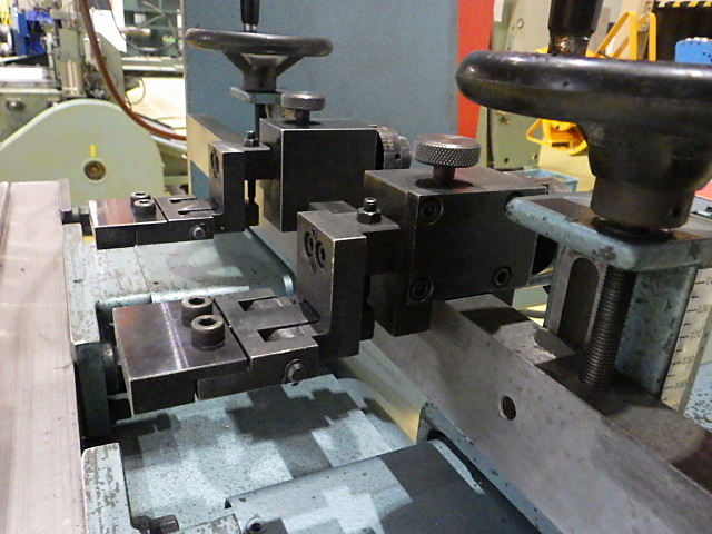 AMADA RG-25 Press Brake/Bender Image 5