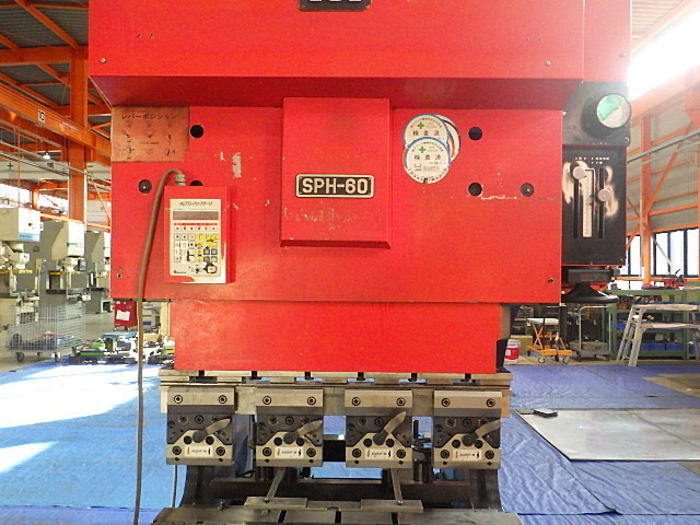 アマダ SPH-60 プレスブレーキ/ベンダー の画像 2枚目