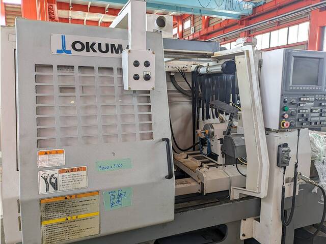 オークマ GI-20N NC内面研削盤 の画像 1枚目