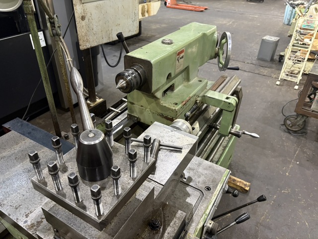 Dainichi Machinery DLG-SHB63×200 Lathe Image 5