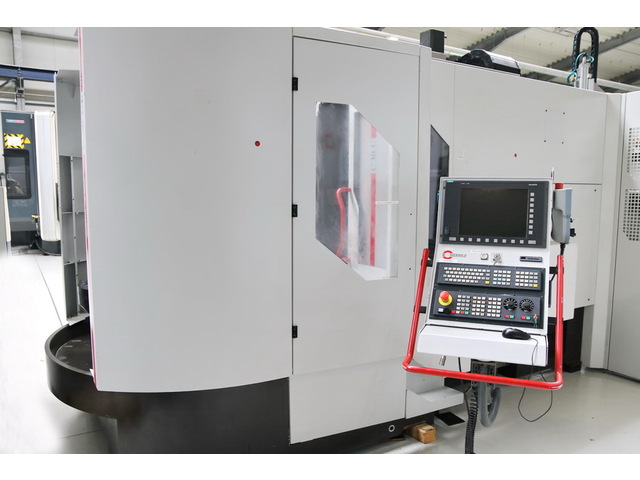 HERMLE C 30 UP Dynamic 5Axis Machining Center Image 2