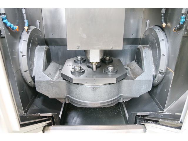 HERMLE C 30 U Dynamic 5Axis Machining Center Image 8
