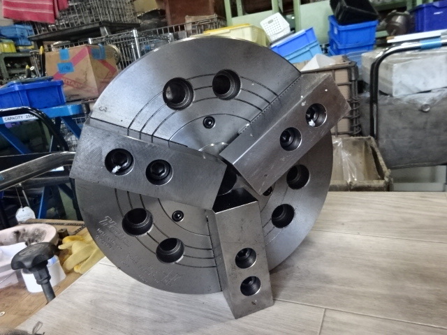 Howa Machinery H01MA10-A8 Lathe Chuck Image 1