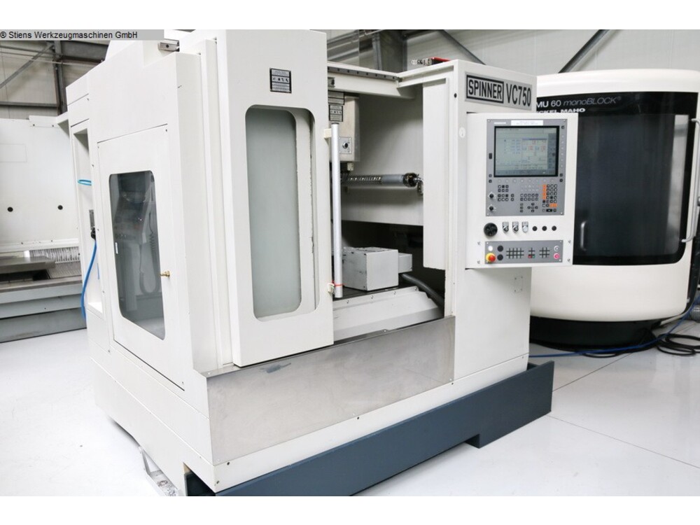 SPINNER VC 750 Vertical Machining Center