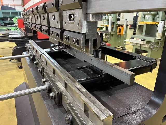 NICOTEC RFB-8020 Press Brake/Bender Image 3