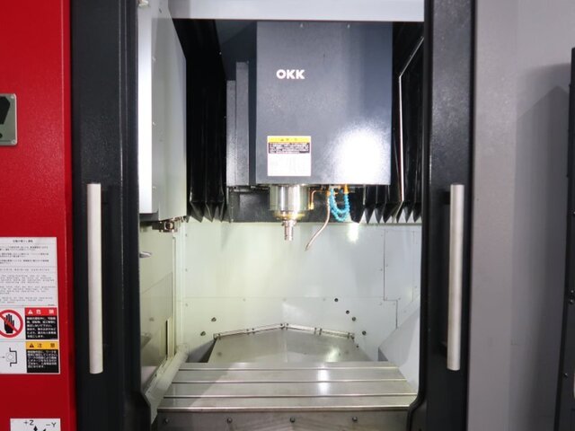 OKK VP400 Vertical Machining Center Image 3