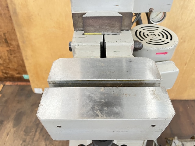 吉川 US-70 Crimper Image 5