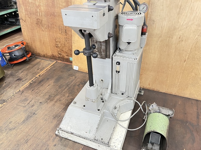 吉川 US-70 Crimper Image 8