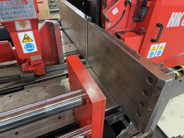 AMADA HK650 Band Saw Image 4