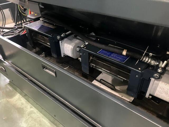MAKINO V56 Vertical Machining Center Image 7