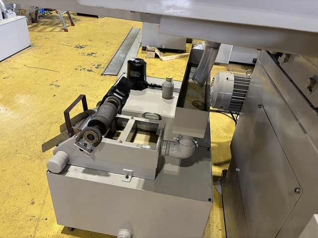 岡本工作 PSG-84DX Surface Grinder Image 9