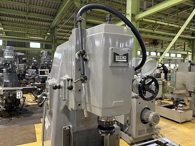 HITACHI SEKI 2MF-V Vertical Milling Machine Image 3