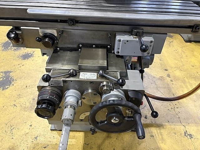 HITACHI SEKI 2MF-V Vertical Milling Machine Image 7