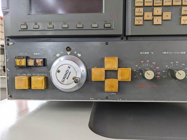 岡本工作 IGM-15NC NC内面研削盤 の画像 10枚目