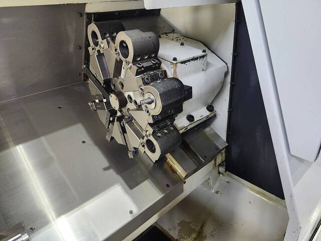 滝沢 TC-200 L3 NC Lathe Image 7