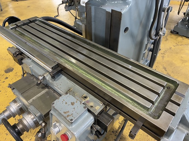 MAKINO KSAP-55 Vertical Milling Machine Image 6