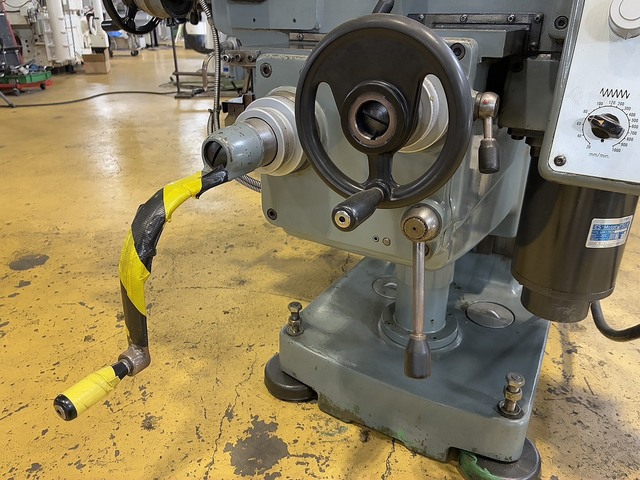 MAKINO KSAP-55 Vertical Milling Machine Image 7