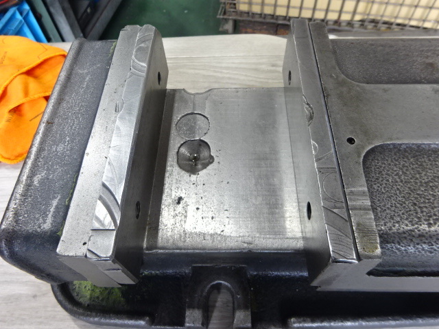 共立 KA-200 Vice Image 2