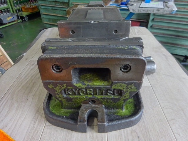 共立 KA-200 Vice Image 4