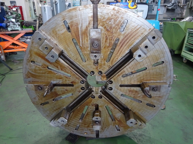 不明 φ1200 Lathe Chuck Image 1