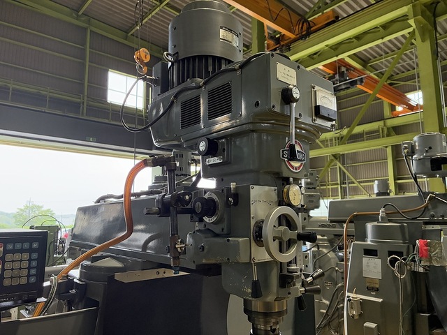 静岡鐵工所 VHR-SD 立型フライス盤 の画像 3枚目
