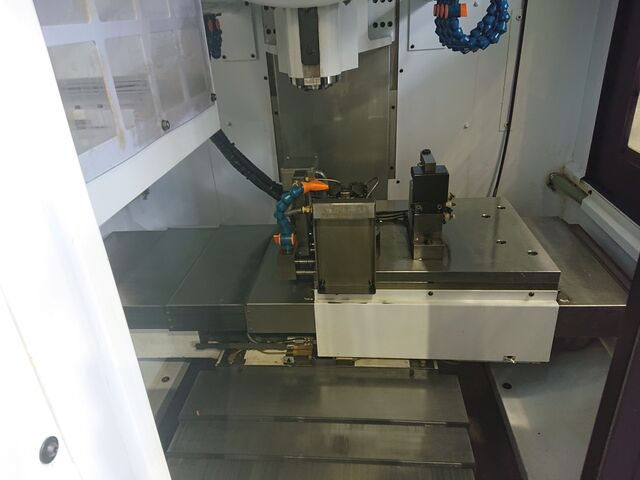 メクトロン MTV-T360 Vertical Machining Center Image 6