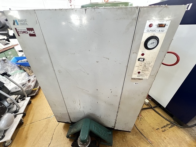ANEST IWATA CLP22C-8.5D Compressor Image 1