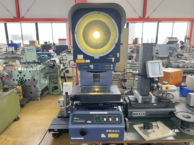 Mitutoyo PJ-H3000F(303-984-5) Projector Image 1