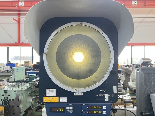 Mitutoyo PJ-H3000F(303-984-5) Projector Image 2
