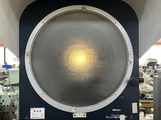Mitutoyo PJ-H3000F(303-984-5) Projector Image 10