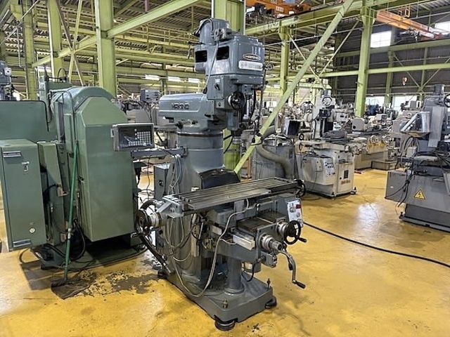 牧野フライス製作所 KSAP-55 立型フライス盤 の画像 3枚目