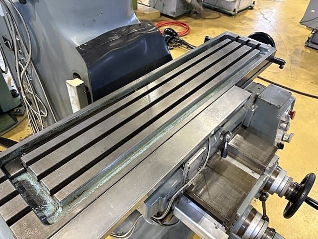 牧野フライス製作所 KSAP-55 立型フライス盤 の画像 6枚目