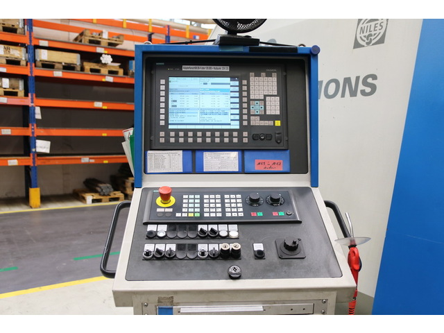 NILES SIMMONS N 30/3LT - 3500 NC Lathe Image 3