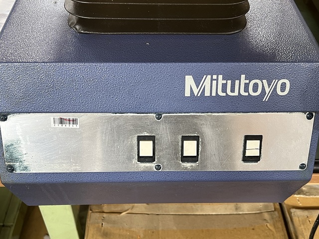 Mitutoyo PJ-A3000 Projector Image 5