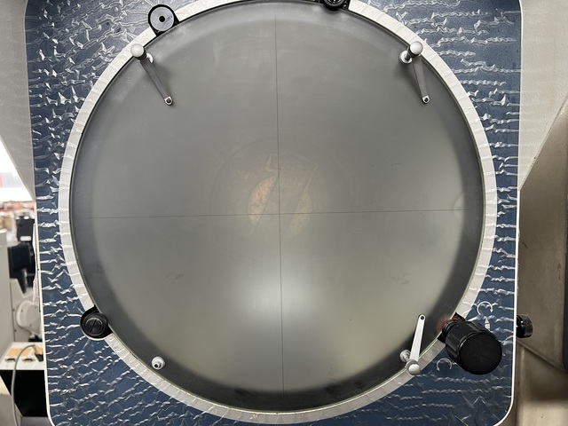 Mitutoyo PJ-A3000 Projector Image 6