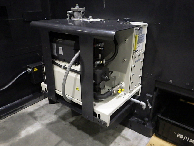和田機械 WH800A NC Double-head Milling Machine Image 9