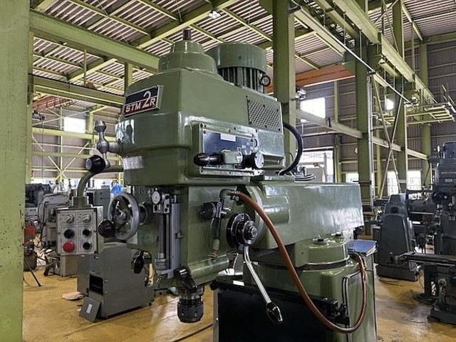 大隈豊和 STM-2R Vertical Milling Machine Image 4
