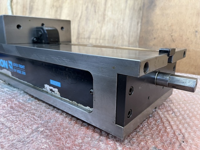 NABEYA LTCV200 Vice Image 6