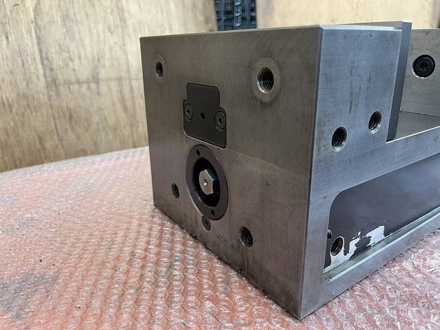 NABEYA LTCV200 Vice Image 5