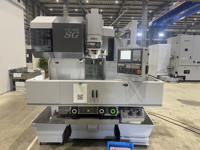 YAMASAKI GIKEN YZ-402SGATC Vertical Machining Center Image 1