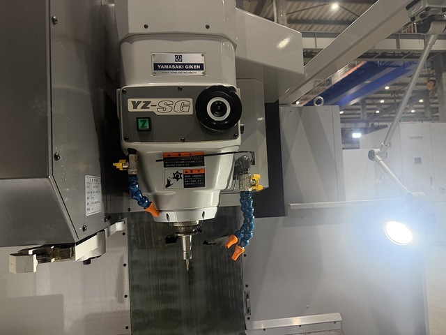 YAMASAKI GIKEN YZ-402SGATC Vertical Machining Center Image 2