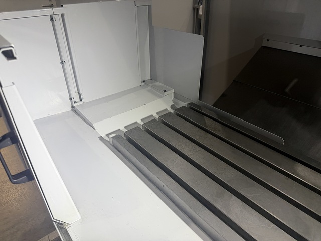 YAMASAKI GIKEN YZ-402SGATC Vertical Machining Center Image 5