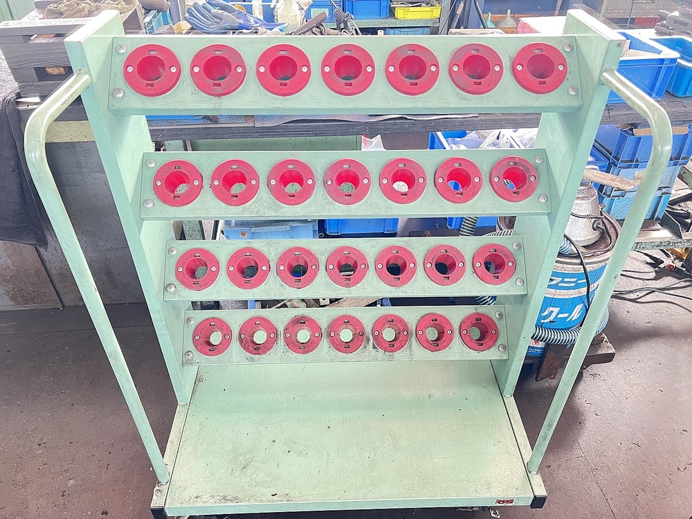 OS BT/NT40 Tool Rack