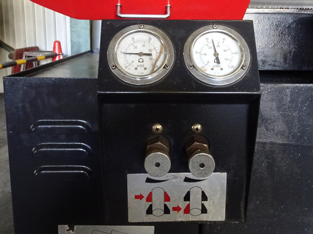 AMADA MACHINE TOOLS HA-400 Band Saw Image 4